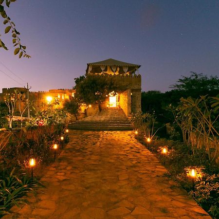 Manmatha A Luxury Retreat Bed & Breakfast Udaipur Exterior photo