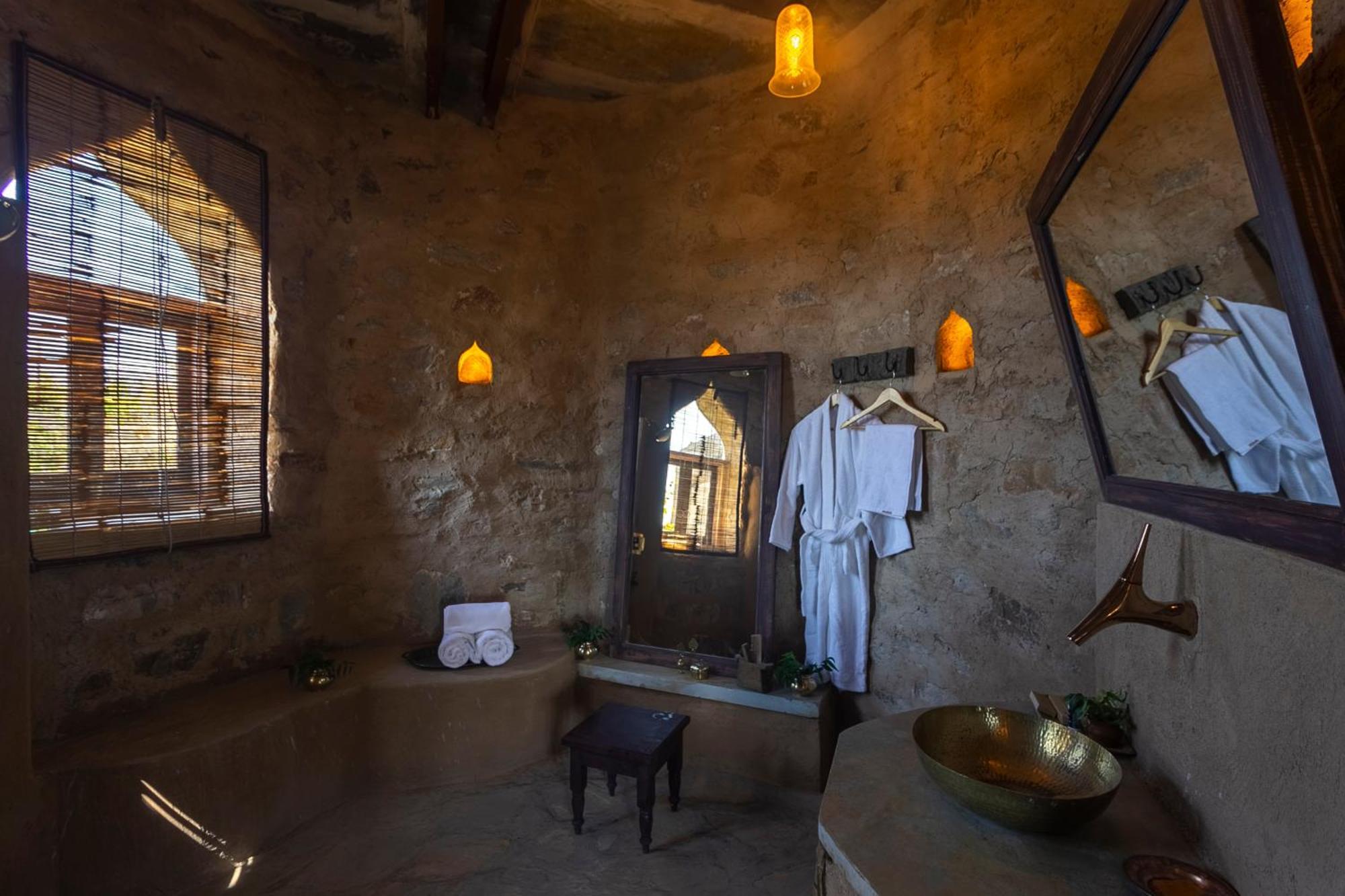 Manmatha A Luxury Retreat Bed & Breakfast Udaipur Exterior photo