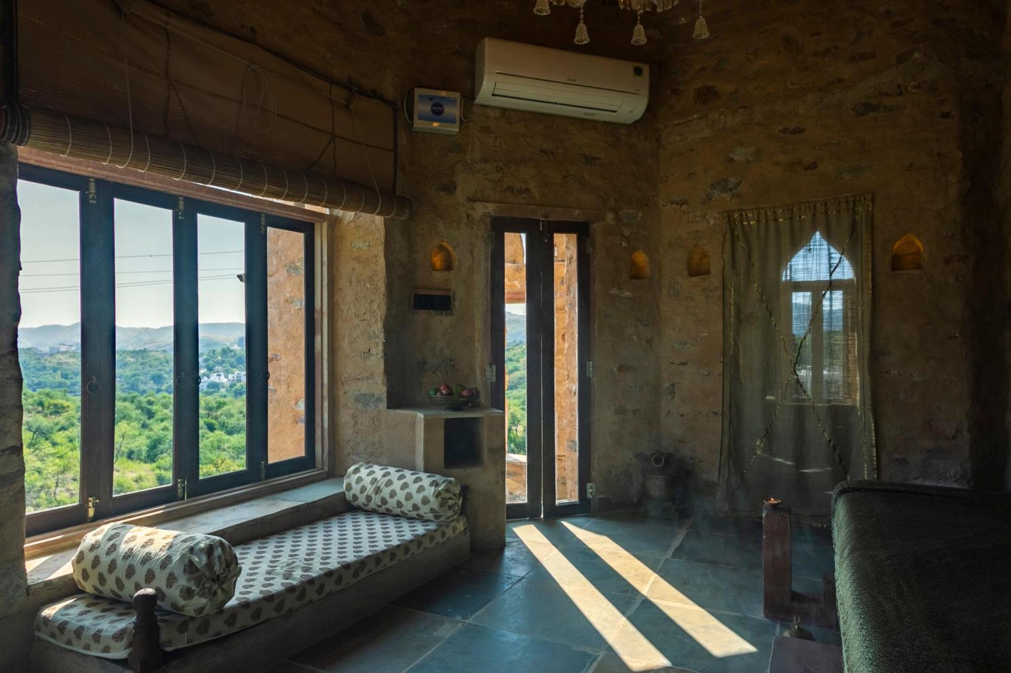 Manmatha A Luxury Retreat Bed & Breakfast Udaipur Exterior photo