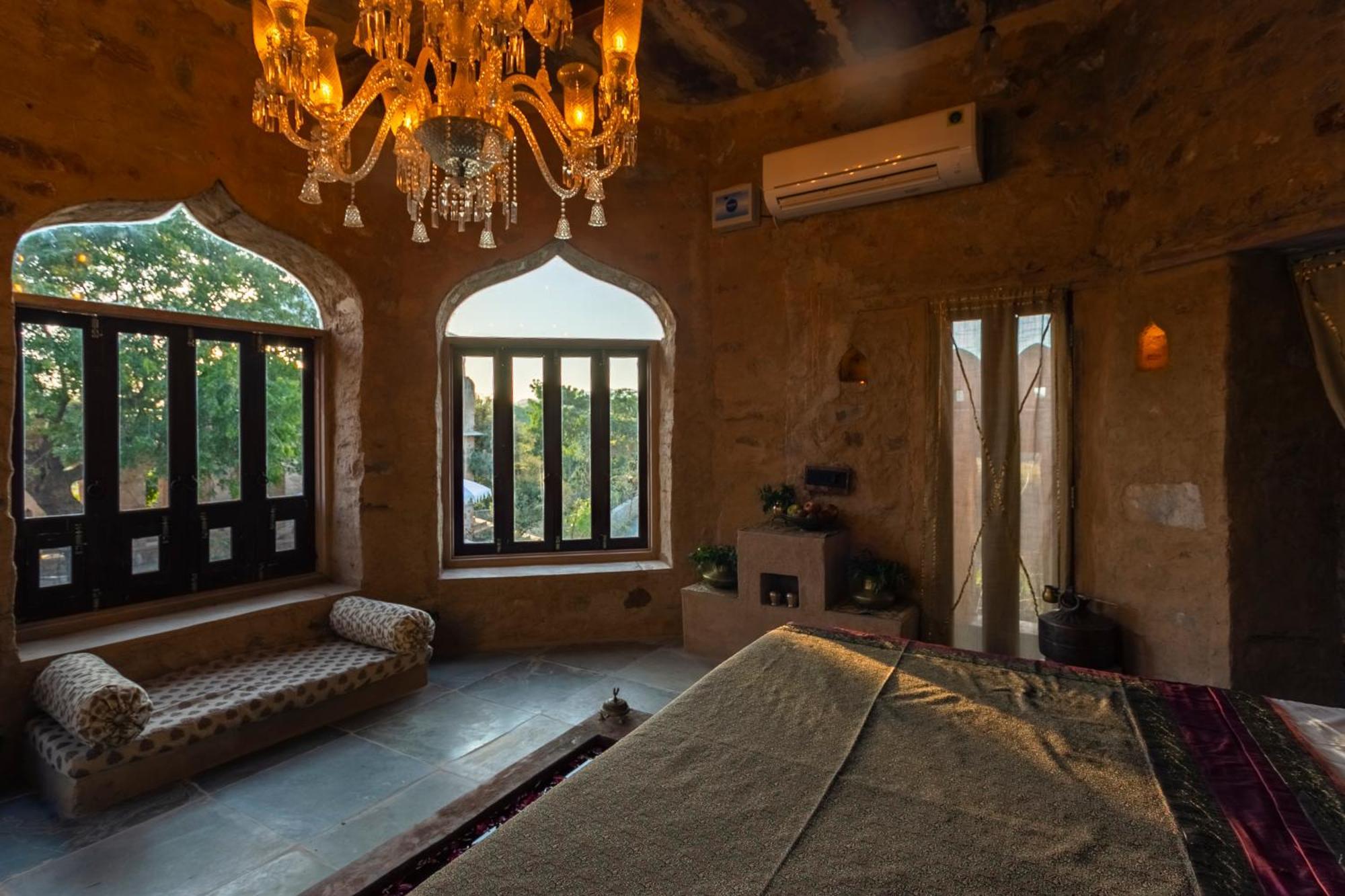 Manmatha A Luxury Retreat Bed & Breakfast Udaipur Exterior photo